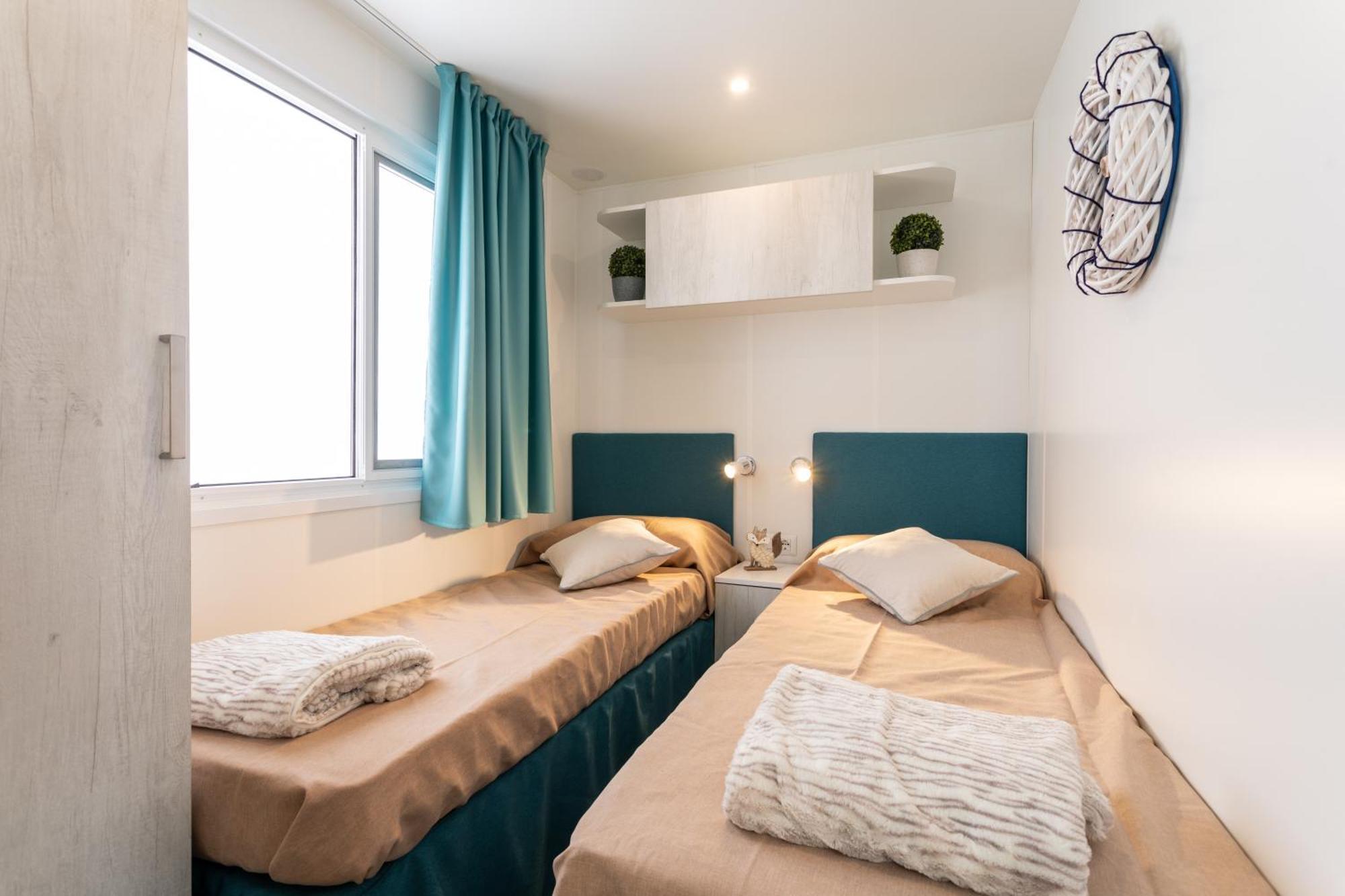 Deluxe Family Suite